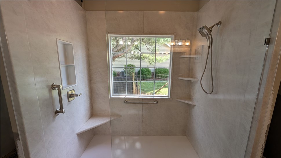 Bathrooms Project in Crossville, Tennessee by Innovative Home Services