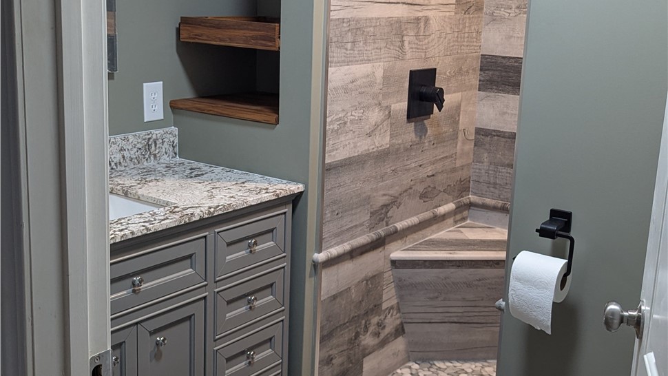 Bathrooms Project in Crossville, Tennessee by Innovative Home Services