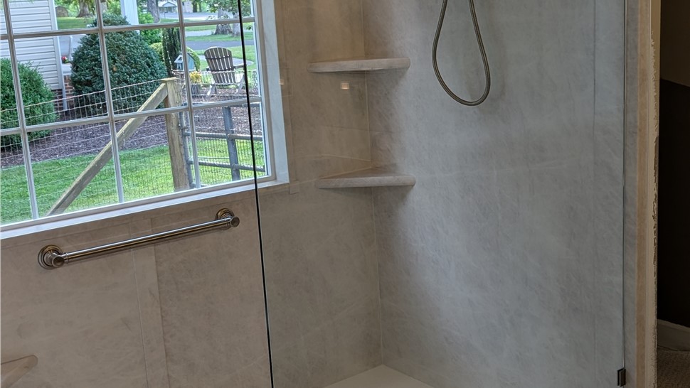 Bathrooms Project in Crossville, Tennessee by Innovative Home Services