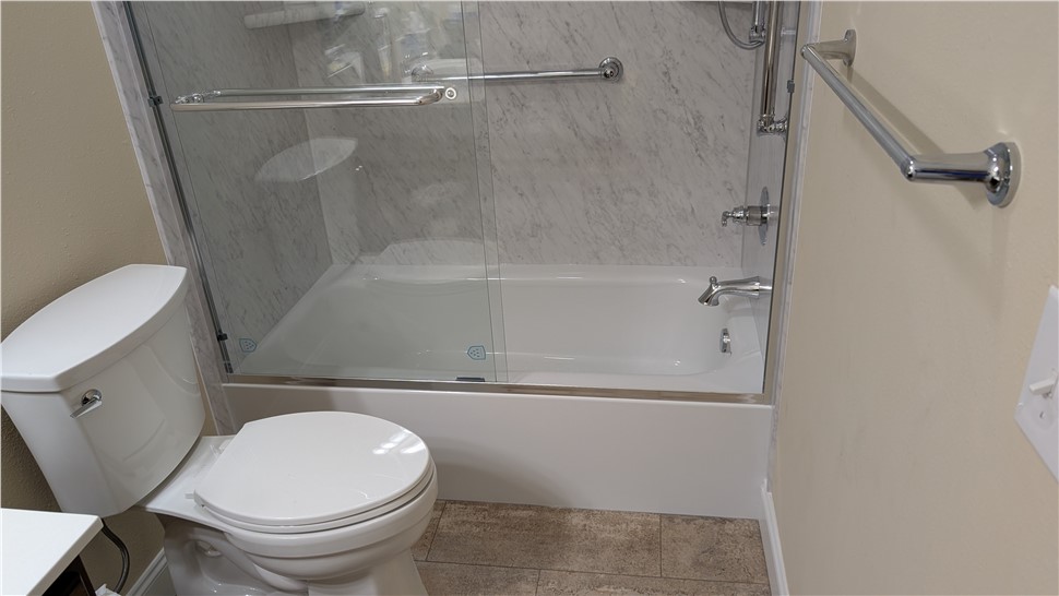 Bathrooms Project in Crossville, Tennessee by Innovative Home Services