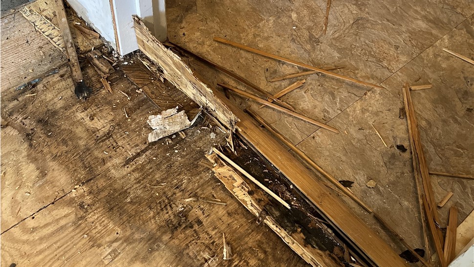 Restoration, Water Damage Project in Crossville, TN by Innovative Home Services