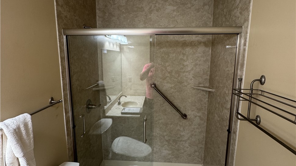 Bathrooms Project in Knoxville, Tennessee by Innovative Home Services