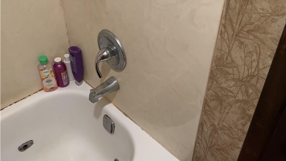 Bathrooms Project in Knoxville, TN by Innovative Home Services