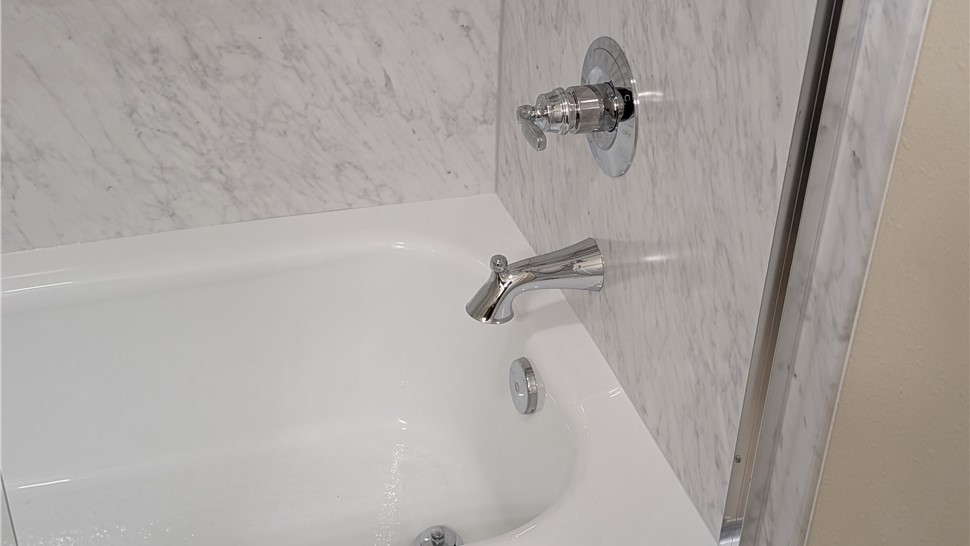 Bathrooms Project in Crossville, Tennessee by Innovative Home Services
