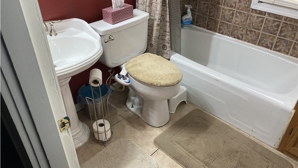 Bathrooms Project in Knoxville, TN by Innovative Home Services