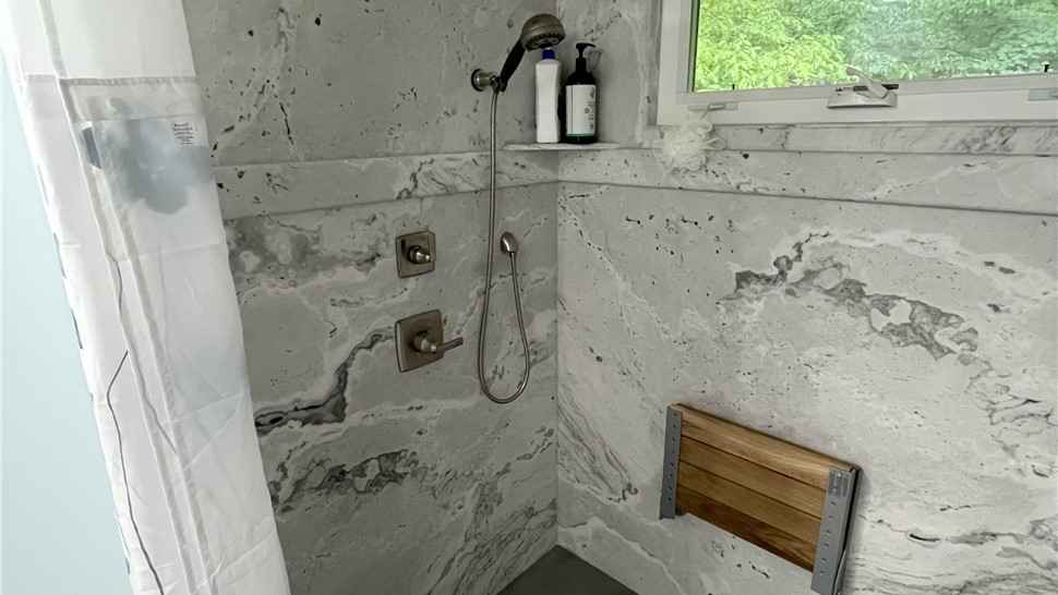 Bathrooms Project in Crossville, Tennessee by Innovative Home Services