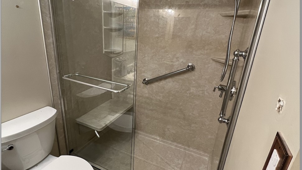 Bathrooms Project in Crossville, TN by Innovative Home Services