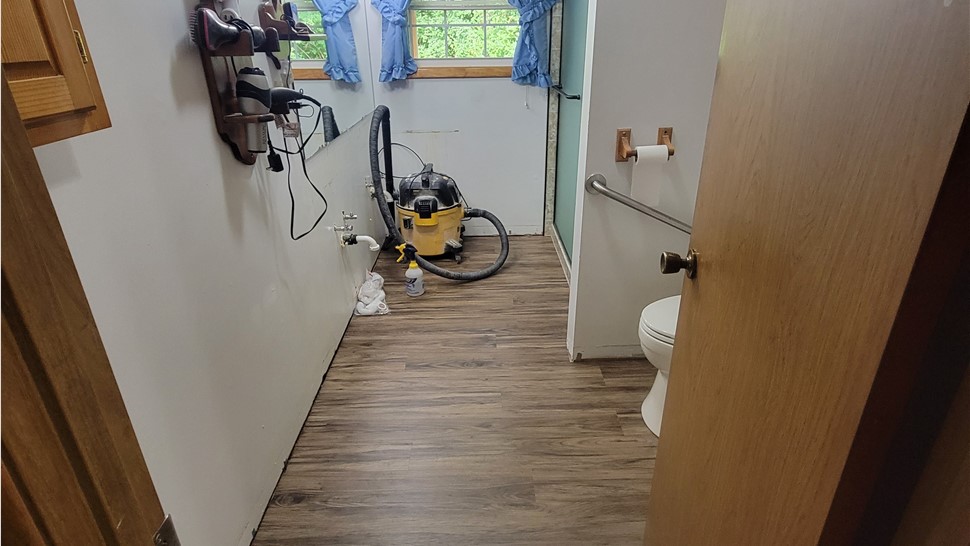 Bathrooms Project in Livingston, TN by Innovative Home Services