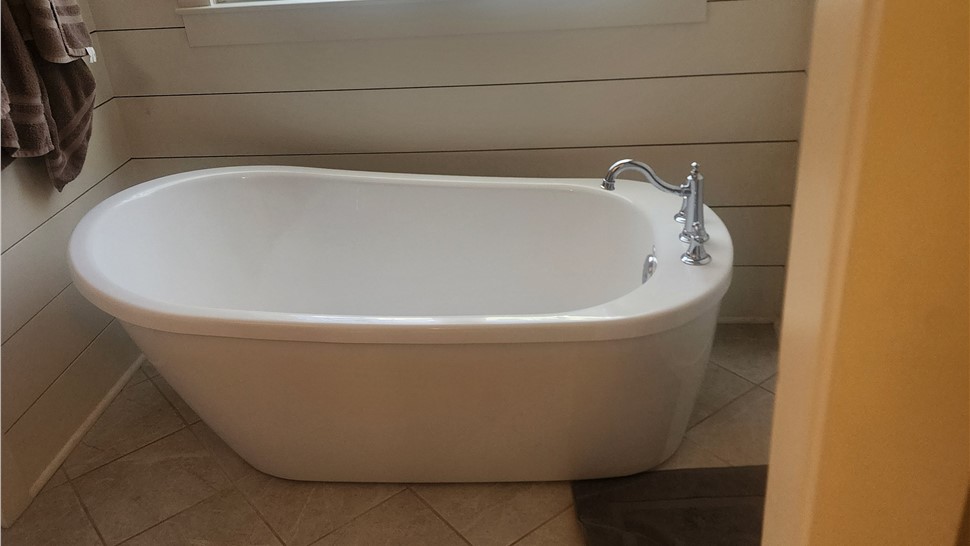 Bathrooms Project in Signal Mountain, Tennessee by Innovative Home Services