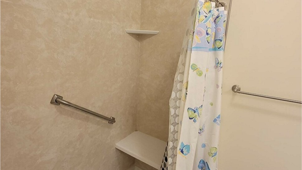 Bathrooms Project in Loudon, TN by Innovative Home Services