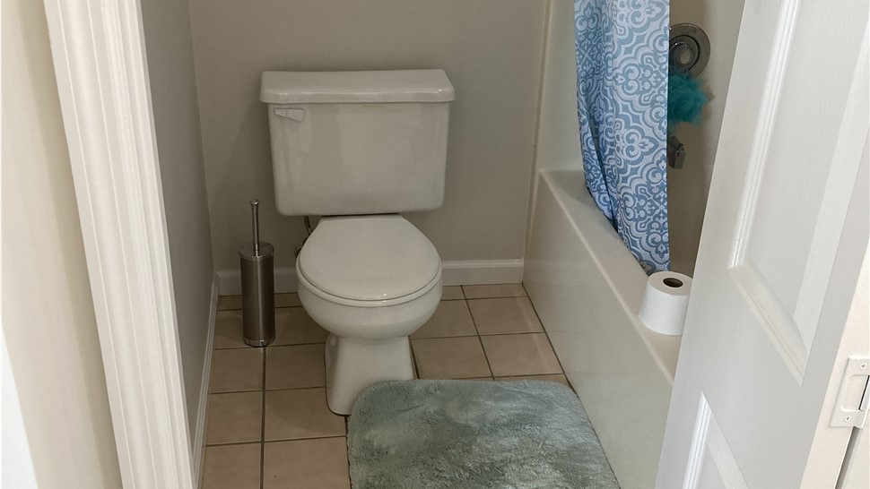 Bathrooms Project in Knoxville, TN by Innovative Home Services