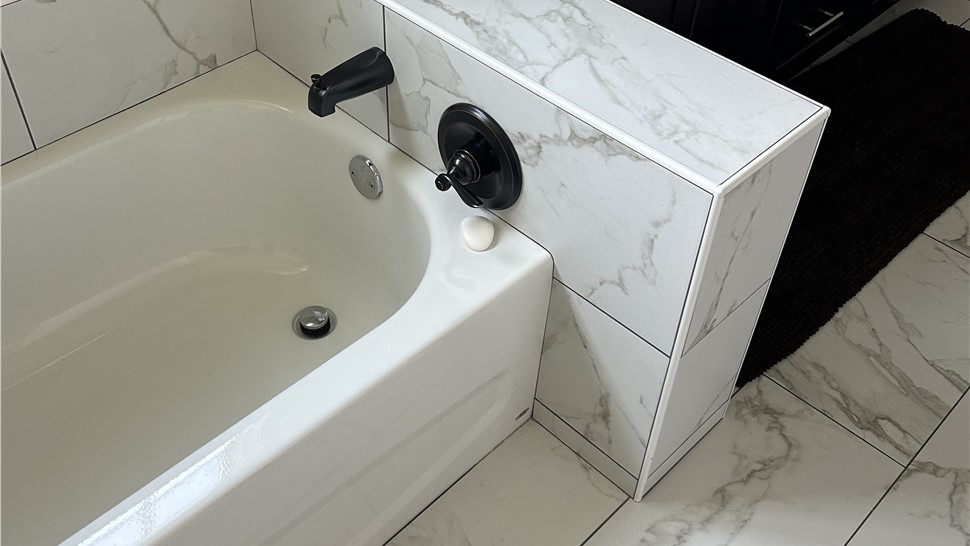 Bathrooms Project in Knoxville, Tennessee by Innovative Home Services