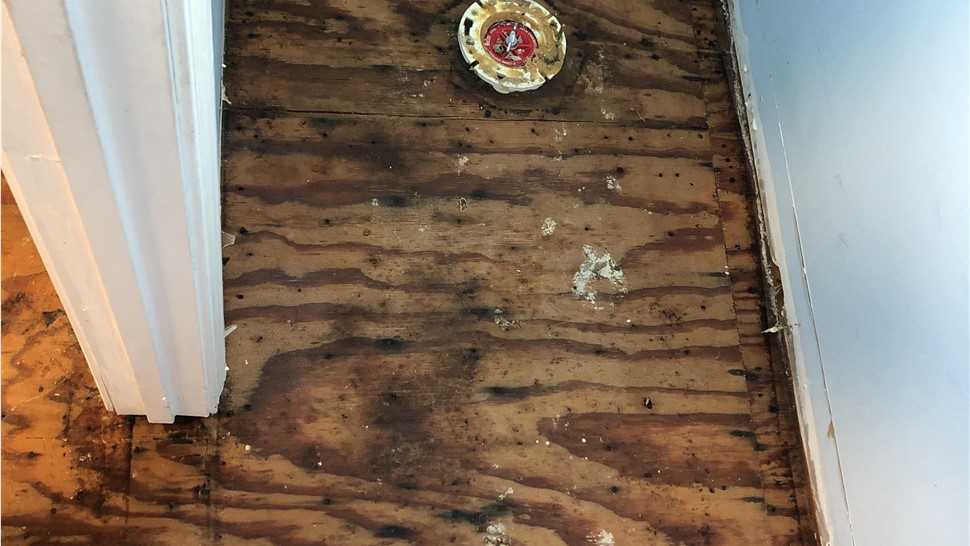 Crawl Space, Emergency Services, Water Damage Project in Harriman, TN by Innovative Home Services