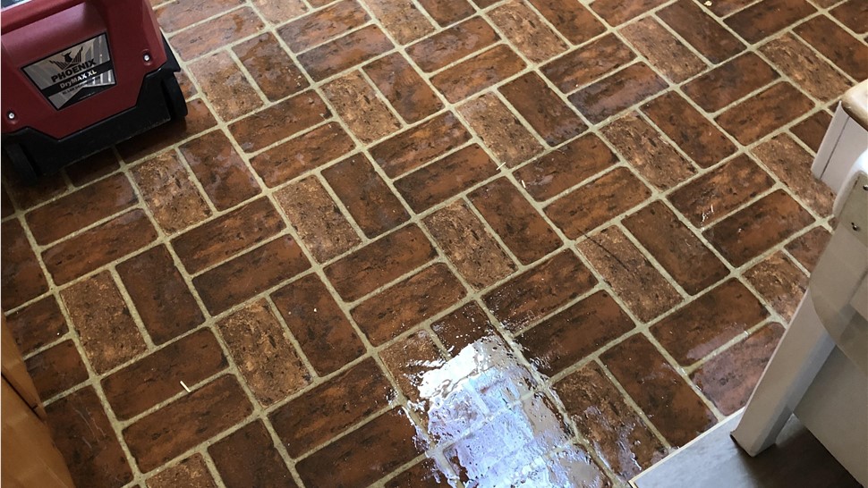 Crawl Space, Emergency Services Project in Crossville, TN by Innovative Home Services