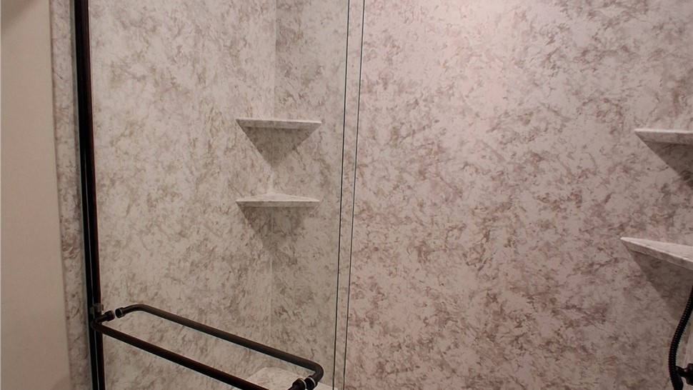 Bathrooms Project in Knoxville, Tennessee by Innovative Home Services