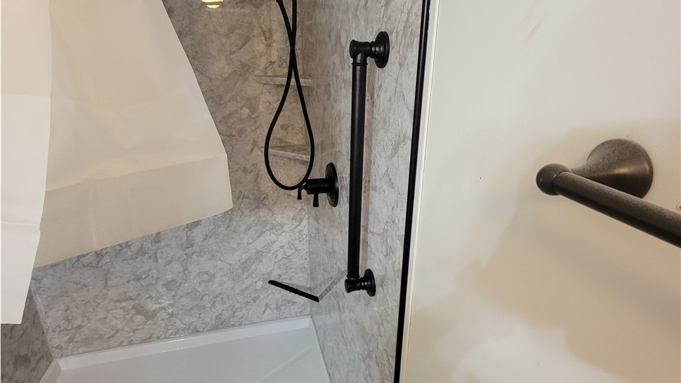 Bathrooms Project in Crossville, TN by Innovative Home Services