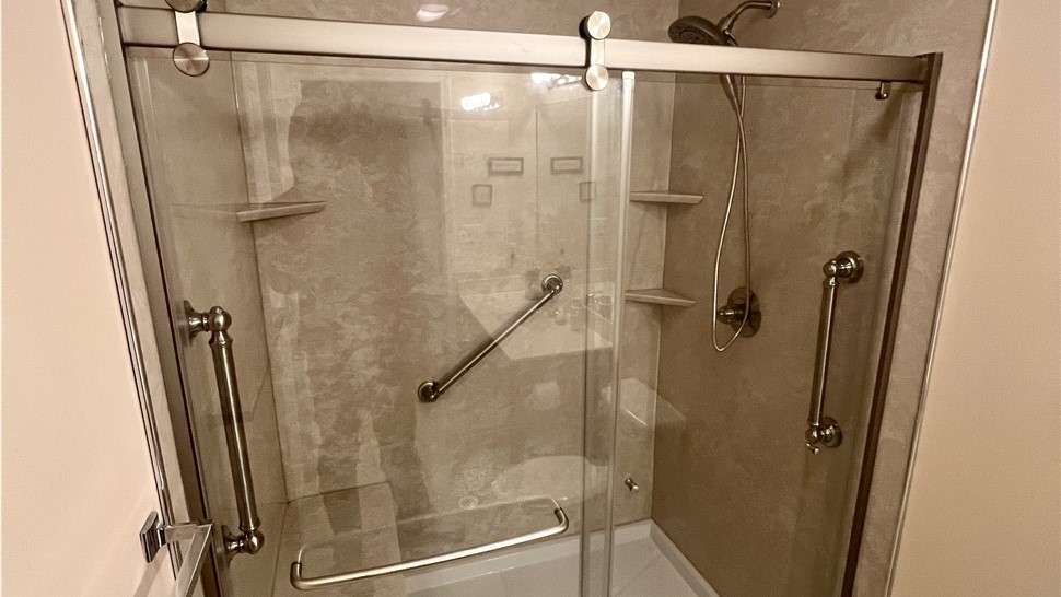 Bathrooms Project in Crossville, TN by Innovative Home Services