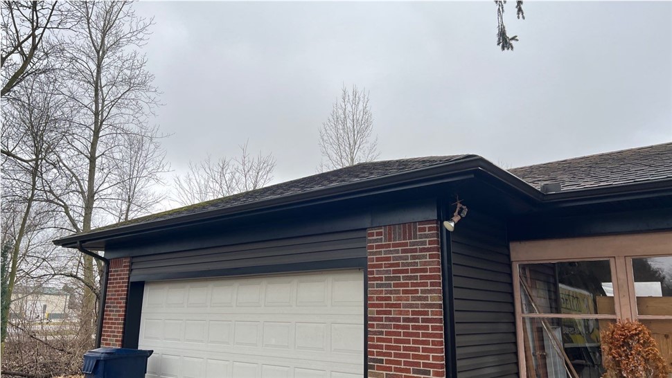 Gutters - Gutter Replacement Photo 1