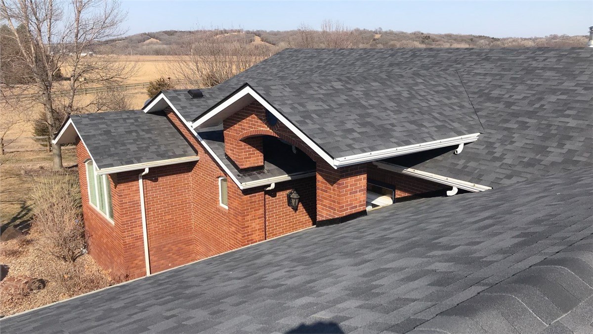 Everything Your Need To Know About an Asphalt Shingle Roof