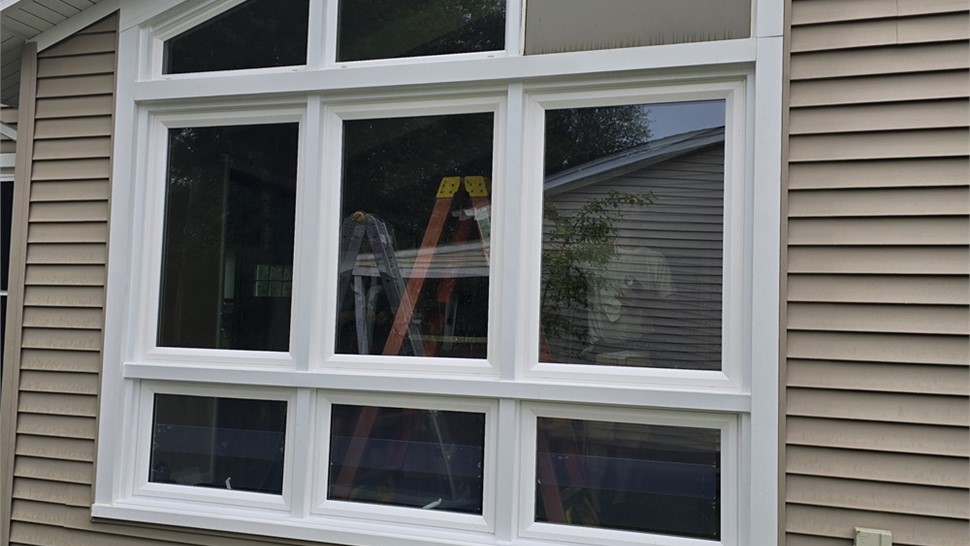 Replacement Windows Project in Bay Village, OH by Joyce