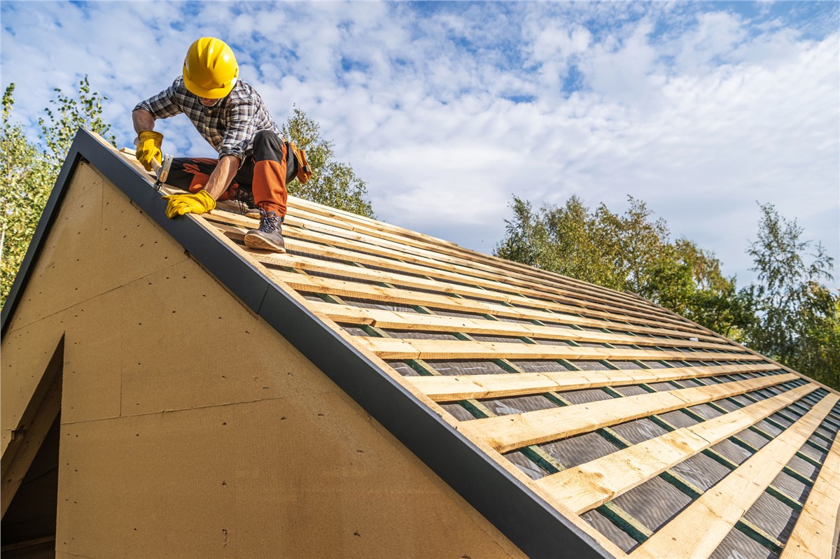How to Tell if It’s Time to Replace Your Roof (Not Just Repair)