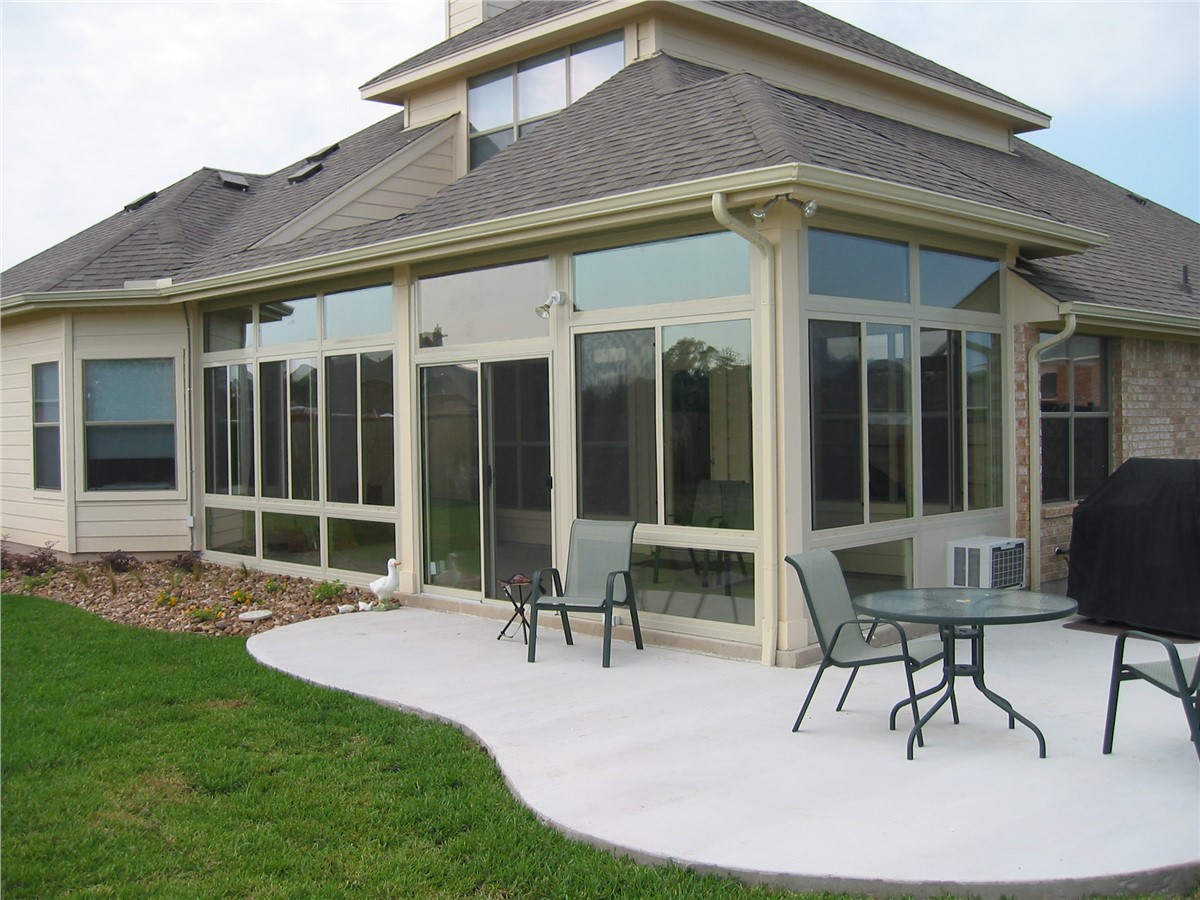 Sunrooms in Central Texas: Enjoy the Outdoors Year-Round