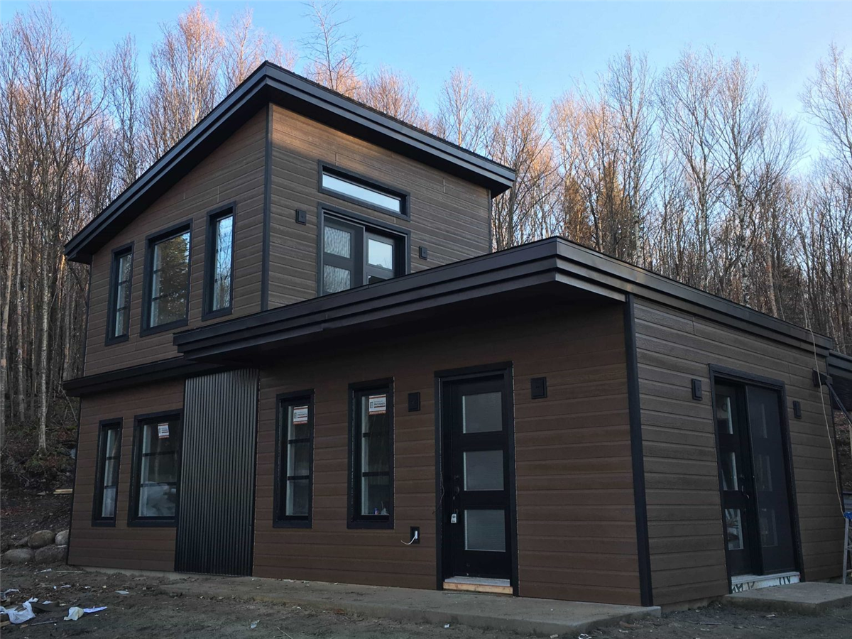 Siding Showdown: Fiber Cement vs. Engineered Wood vs. Vinyl — Good, Better, Best for the Austin Climate