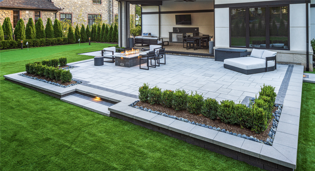 Pergolas, Patios & Outdoor Kitchens: Planning an Outdoor Living Space That Survives Texas Summers