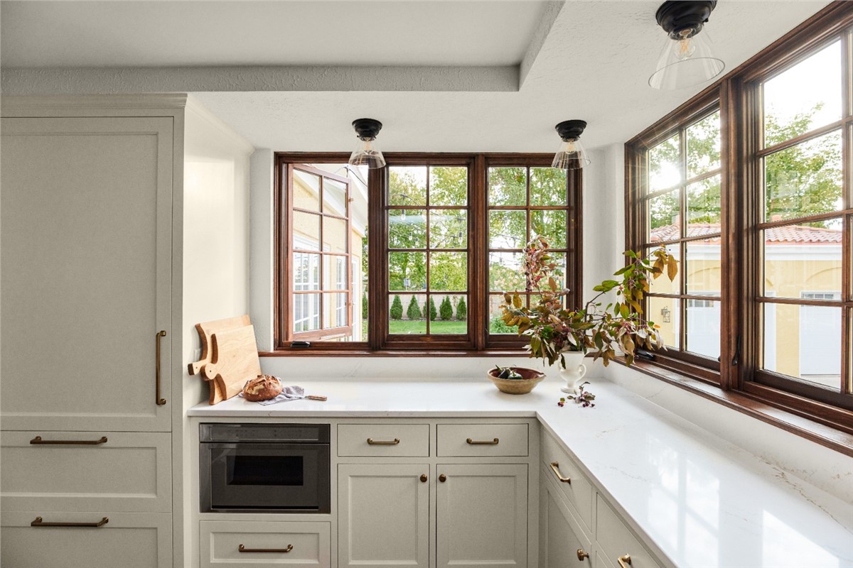 Andersen vs Pella vs Marvin: Which Window Brand Is Best for Texas Homes?