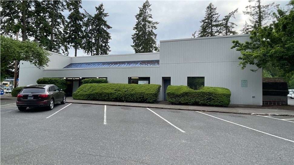 Commercial & Multi Family Photo 6