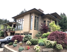 Siding Photo 6