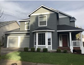 Siding Installer Photo 2