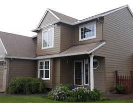 Roofing Contractor Photo 1