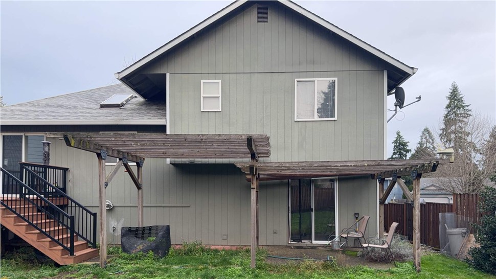 Doors, Painting, Siding, Windows Project in Vancouver, WA by KVN Construction