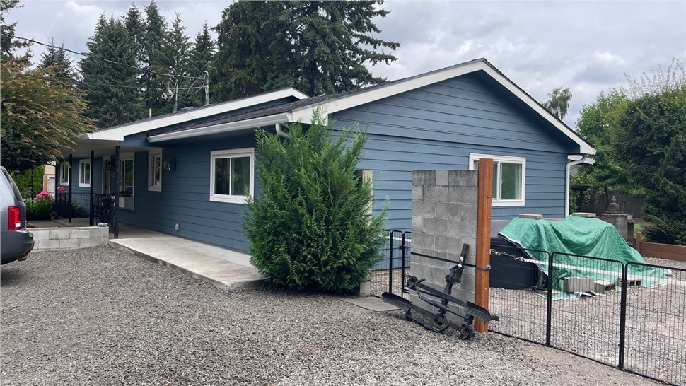 Doors, Painting, Siding, Windows Project in Vancouver, Washington by KVN Construction