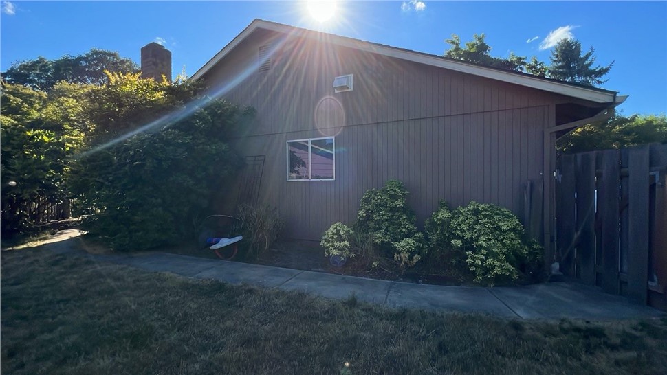 Gutters, Painting, Roofing, Siding, Windows Project in Beaverton, Oregon by KVN Construction