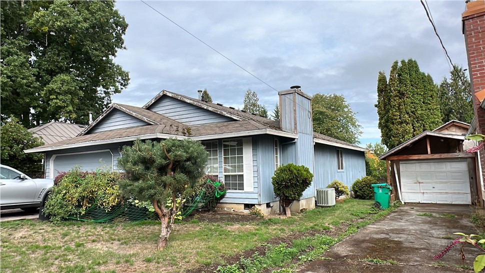 Gutters, Roofing Project in Portland, Oregon by KVN Construction