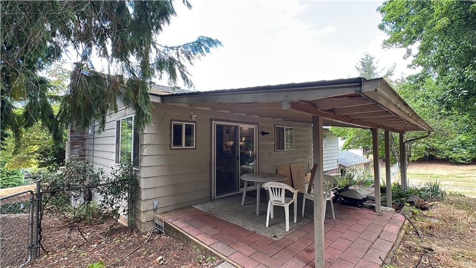 Gutters, Painting, Siding, Windows Project in Camas, Washington by KVN Construction