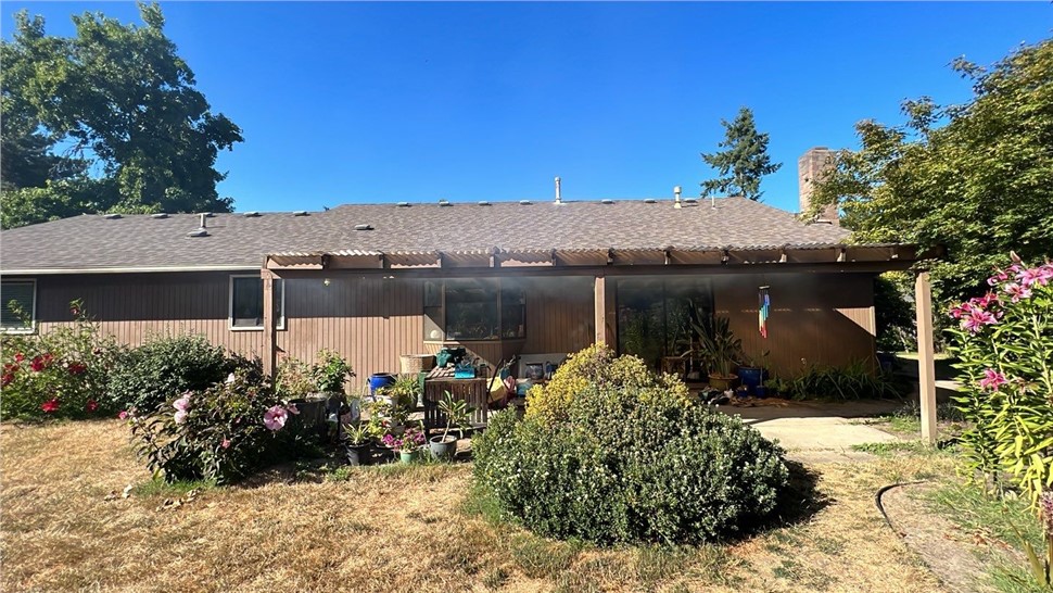 Gutters, Painting, Roofing, Siding, Windows Project in Beaverton, Oregon by KVN Construction