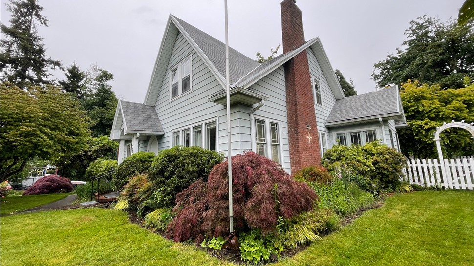 Gutters, Roofing Project in West Linn, Oregon by KVN Construction