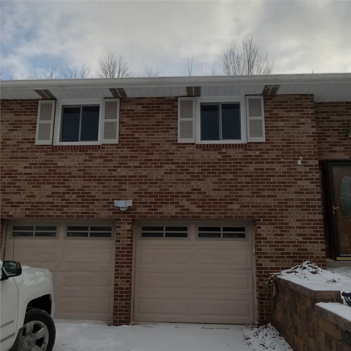 How to Prepare Your Home for Window or Door Installation This Spring