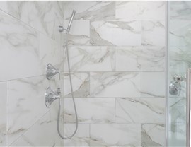 Luxury Bath Features Photo 3