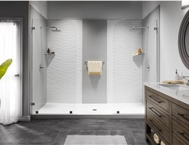 Luxury Bath Design Photo 2