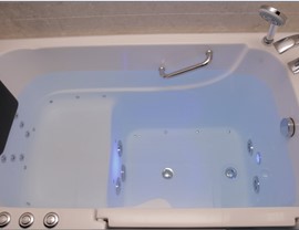 Luxury Bath Walk-In Tubs Photo 3