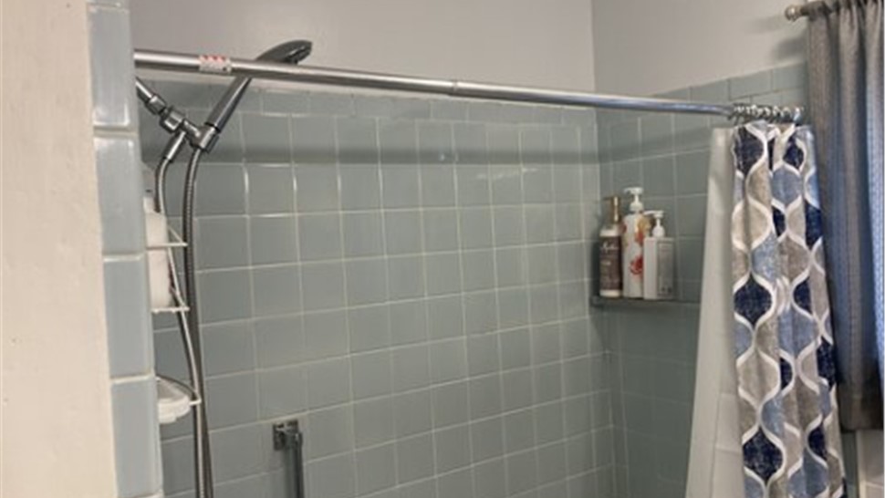 Tubs/Showers Project in Moon Township, PA by Legacy Remodeling