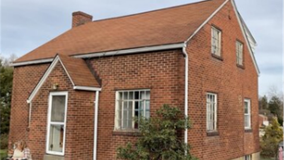 Siding, Windows Project in Glenshaw, PA by Legacy Remodeling