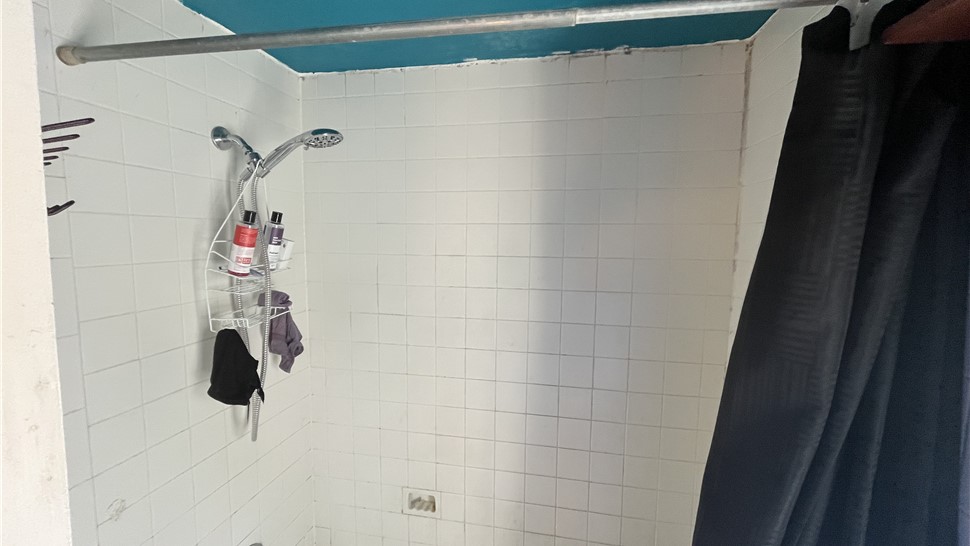 Tubs/Showers Project in McKeesport, PA by Legacy Remodeling