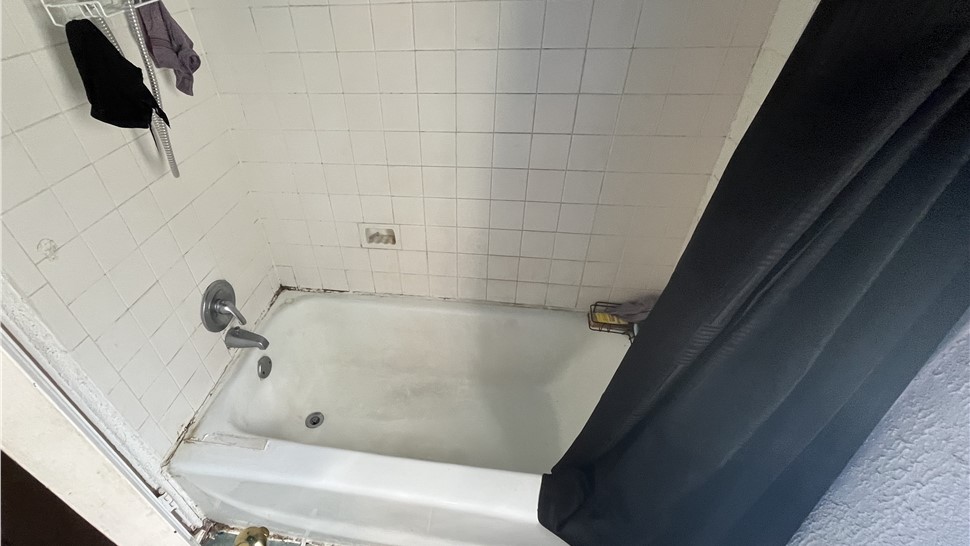 Tubs/Showers Project in McKeesport, PA by Legacy Remodeling