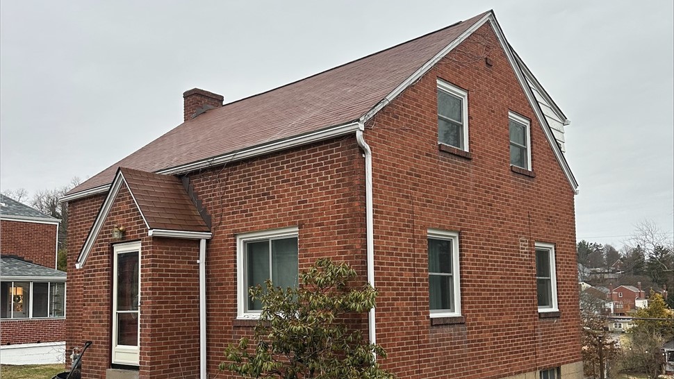 Siding, Windows Project in Glenshaw, PA by Legacy Remodeling