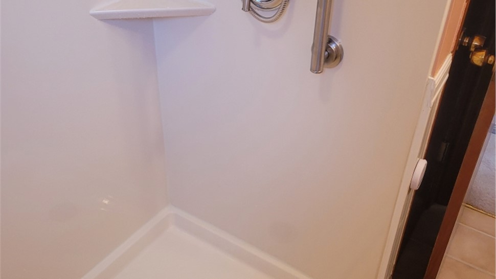 Tubs/Showers Project in Pittsburgh, PA by Legacy Remodeling